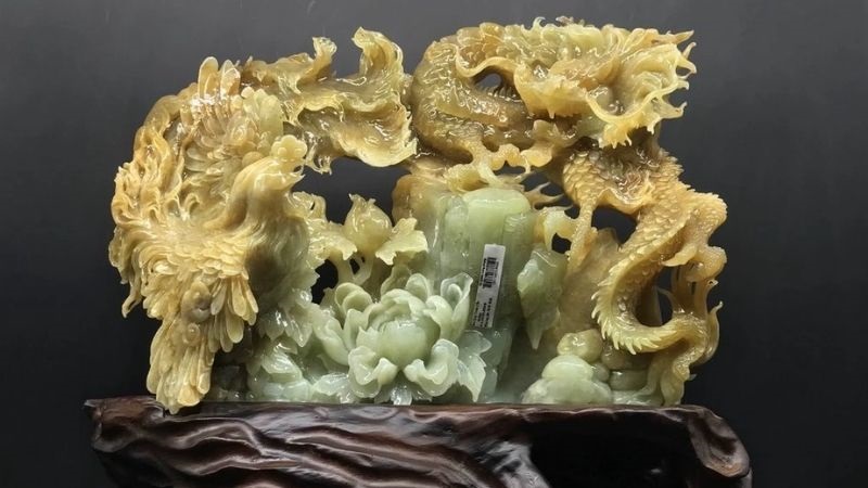 Nên mua vật phẩm phong thủy bằng ngọc ở thương hiệu uy tín như tại King Jades