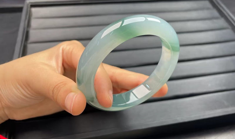 Những điều cần lưu ý khi chọn vòng ngọc phong thủy