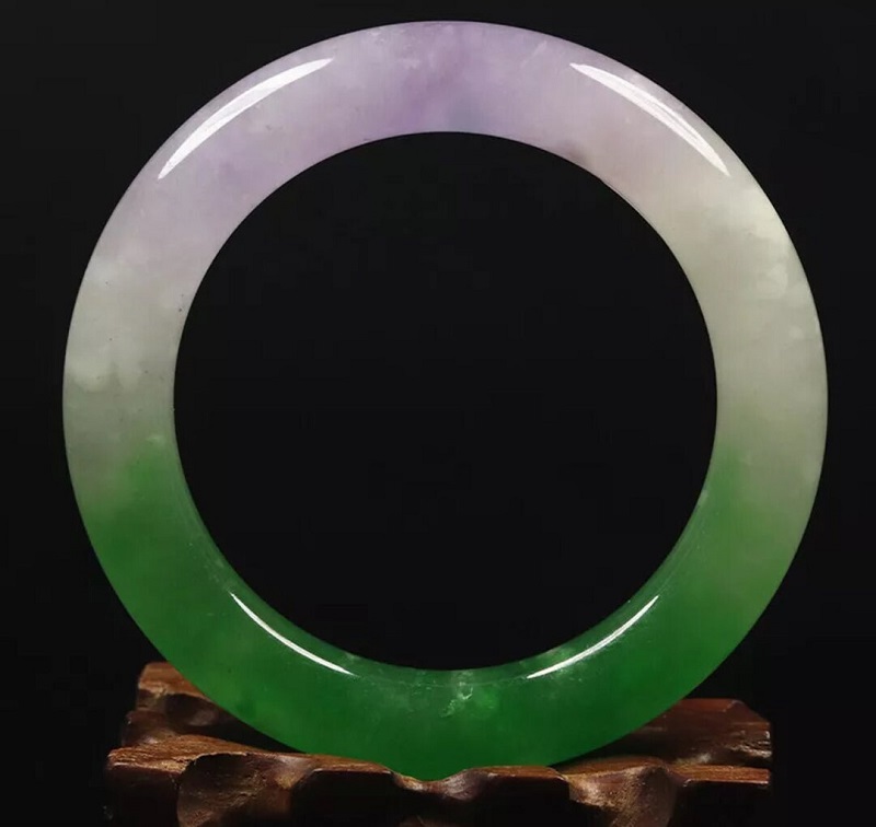 Đeo ngọc hợp mệnh mang đến nhiều lợi ích