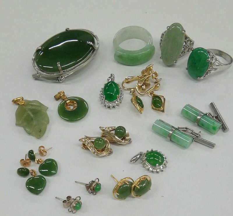 Trang sức ngọc thiên nhiên đang ngày càng được nhiều người yêu thích