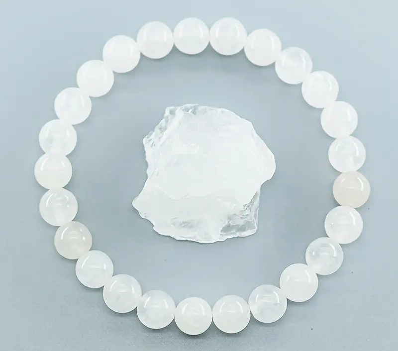 Tìm hiểu về đá Selenite